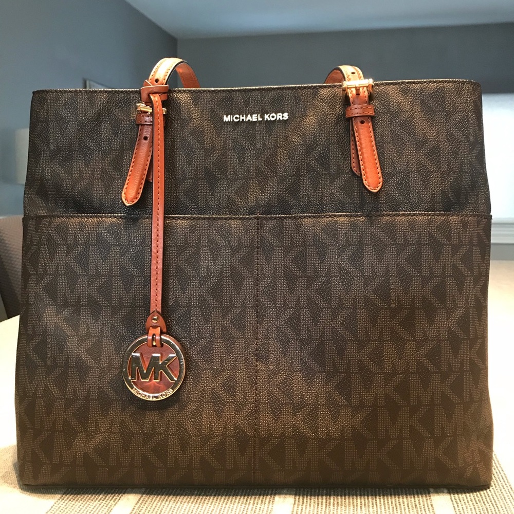Michael Kors Bedford Tote